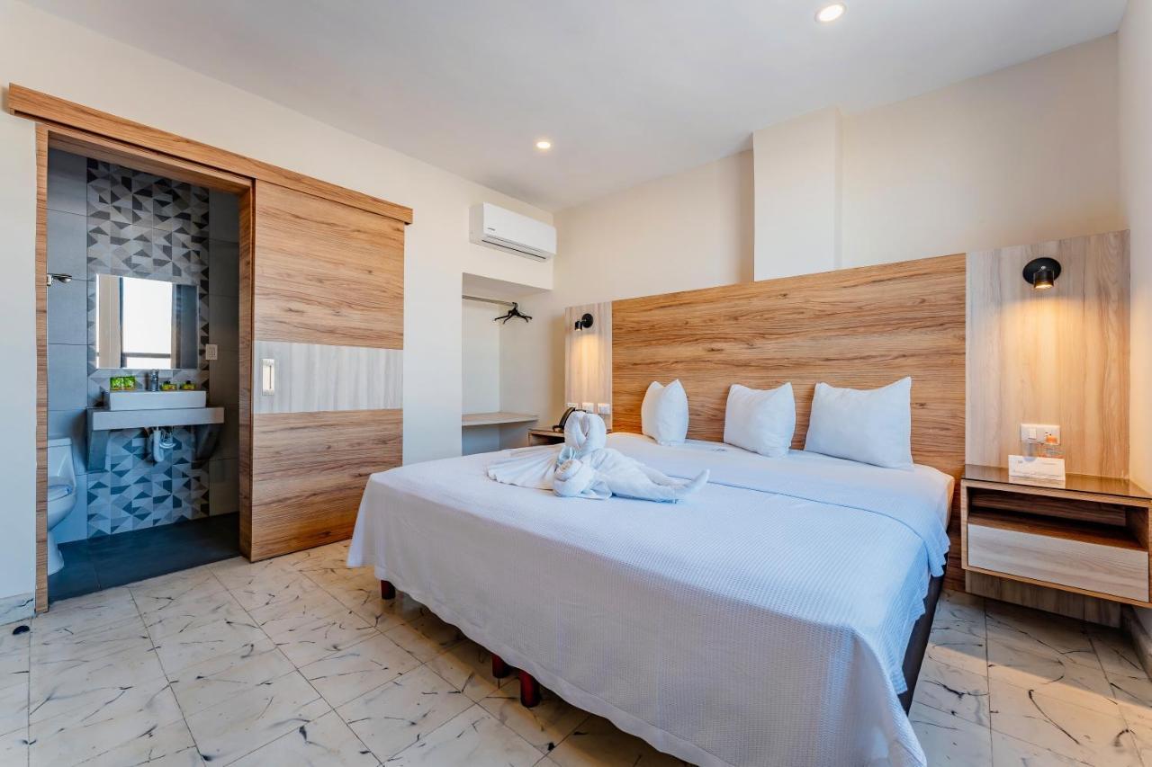 Hotel Central Merida By Kavia Kültér fotó