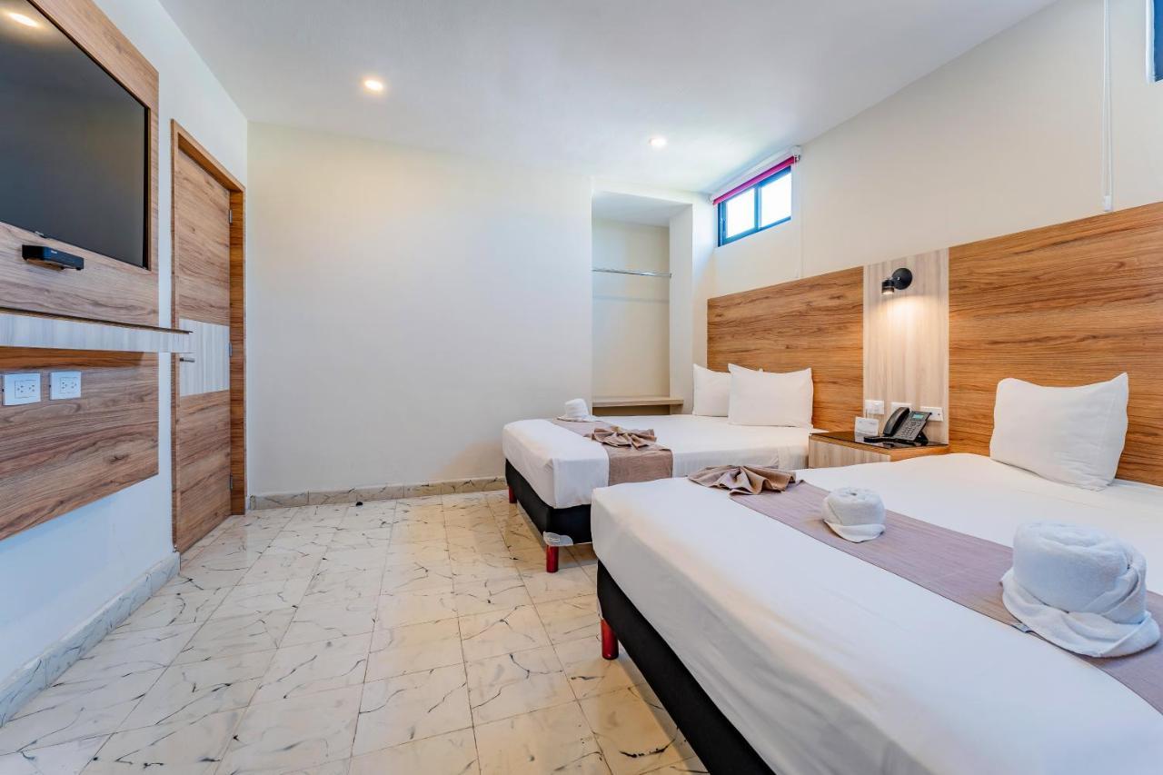 Hotel Central Merida By Kavia Kültér fotó